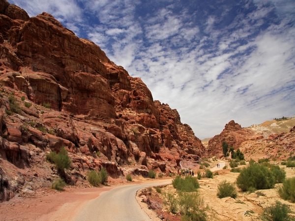 Budget-Friendly Ways to Explore Jordan on the Road
